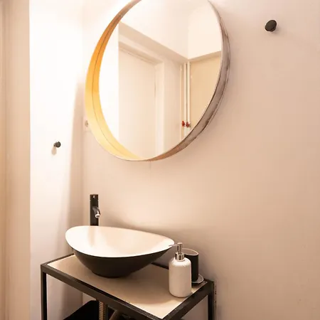 Apartment A Place 4u No15 - Peaceful Garden Hideaway Studio Athens